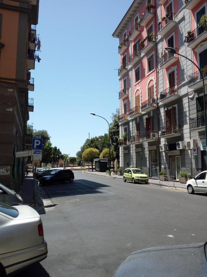 נאפולי Chiarini22 Apartments מראה חיצוני תמונה