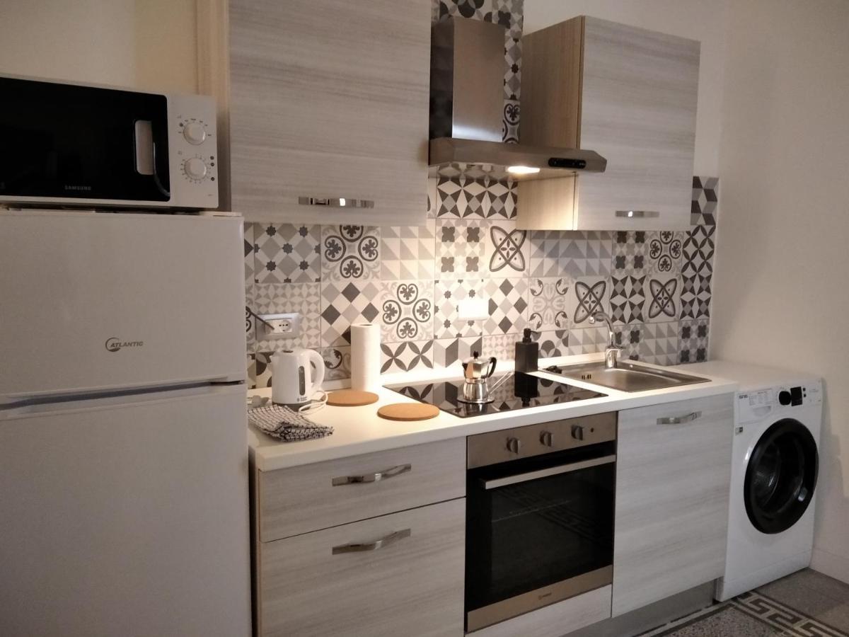 נאפולי Chiarini22 Apartments מראה חיצוני תמונה
