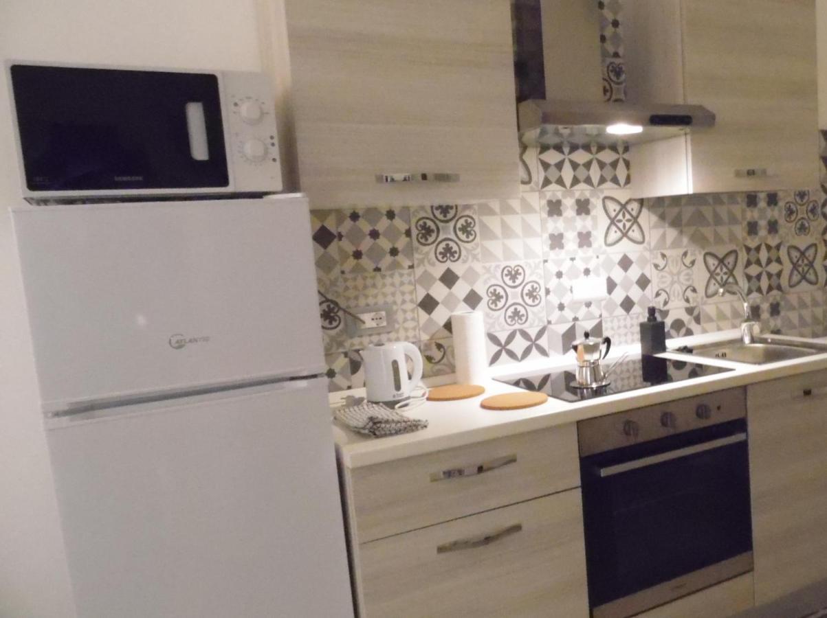 נאפולי Chiarini22 Apartments מראה חיצוני תמונה
