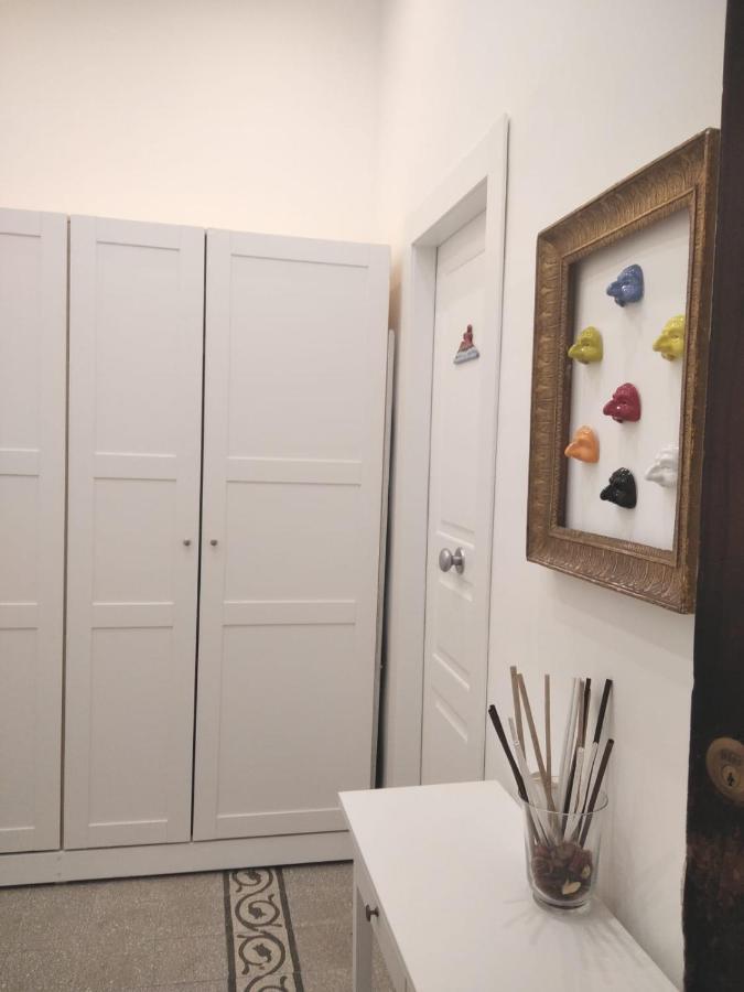 נאפולי Chiarini22 Apartments מראה חיצוני תמונה